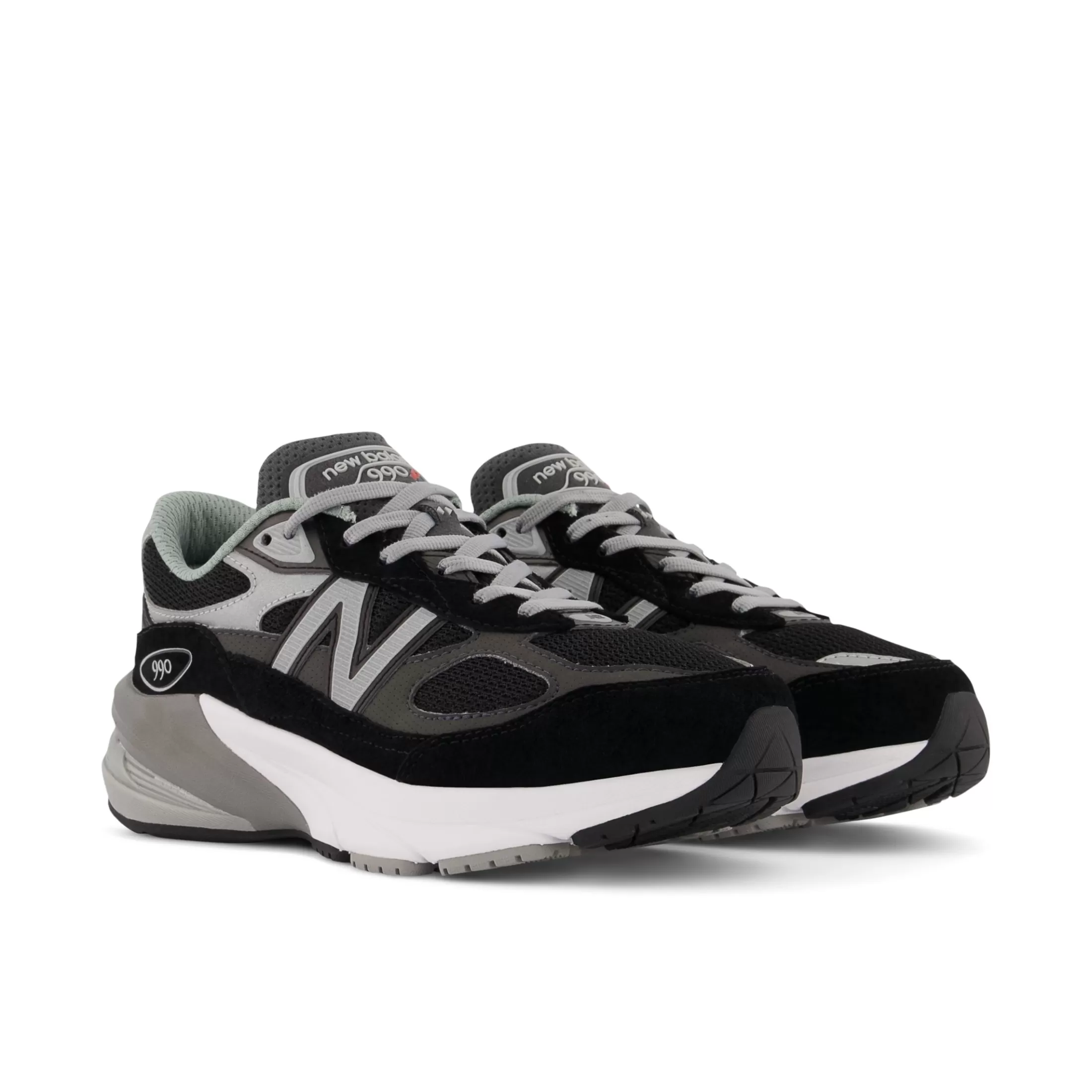 New Balance FuelCell 990v6 Black with Silver Cheap